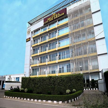 Hotel Citi Inn Grande Zirakpur Exterior foto